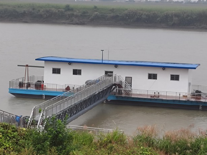 浮船式取水泵站